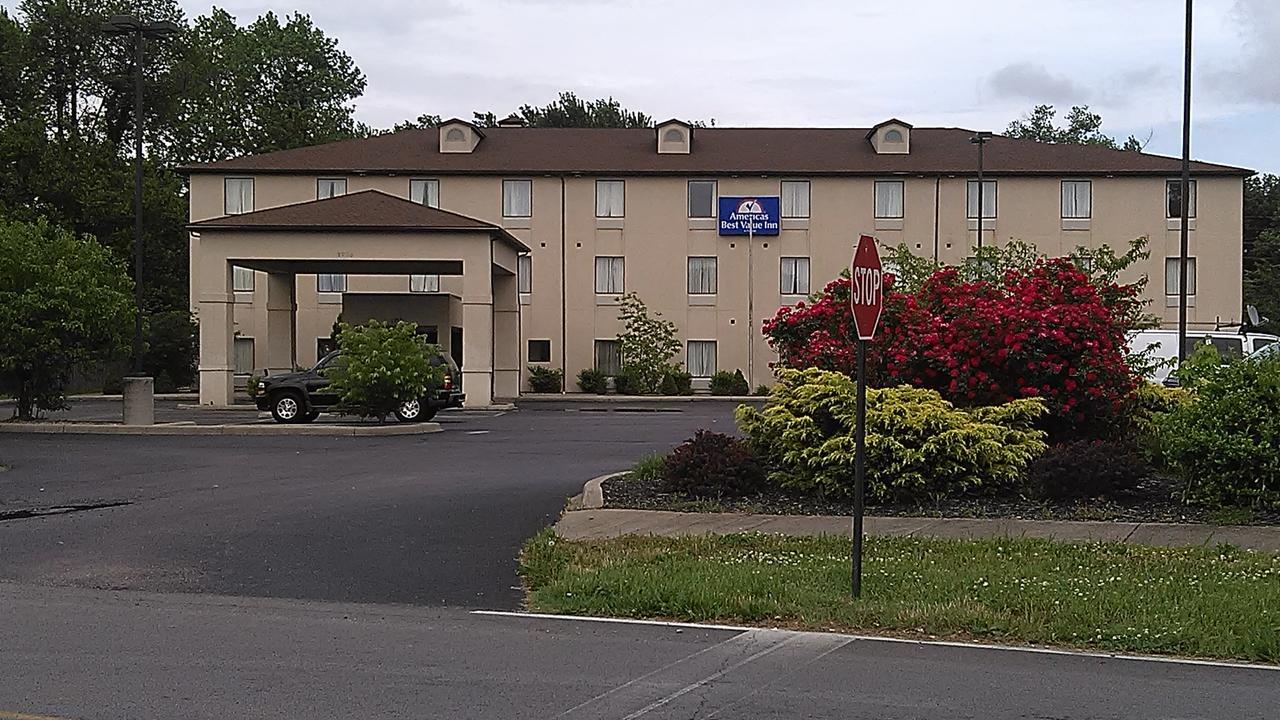 Americas Best Value Inn ルイスビル エクステリア 写真